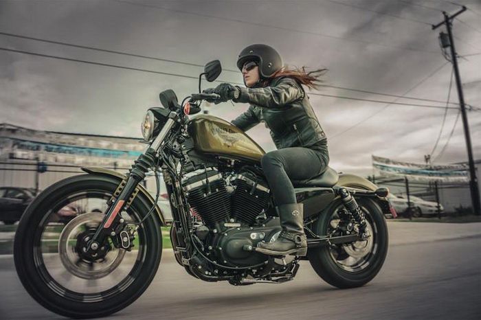 Harley-Davidson-2.jpg