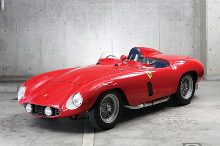 Ferrari-750-Monza-1.JPG